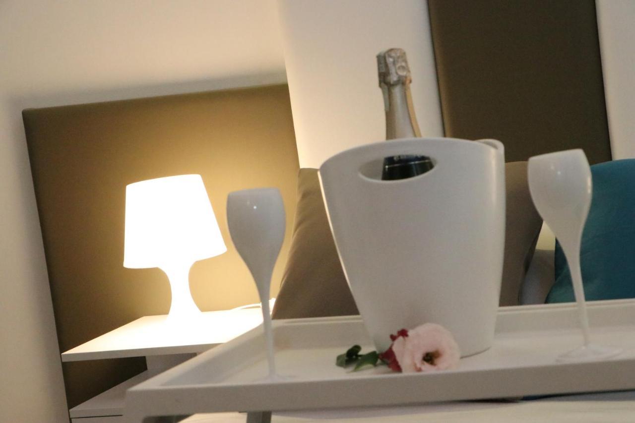 Meloluxuryhouse Villa ปาแลร์โม ภายนอก รูปภาพ
